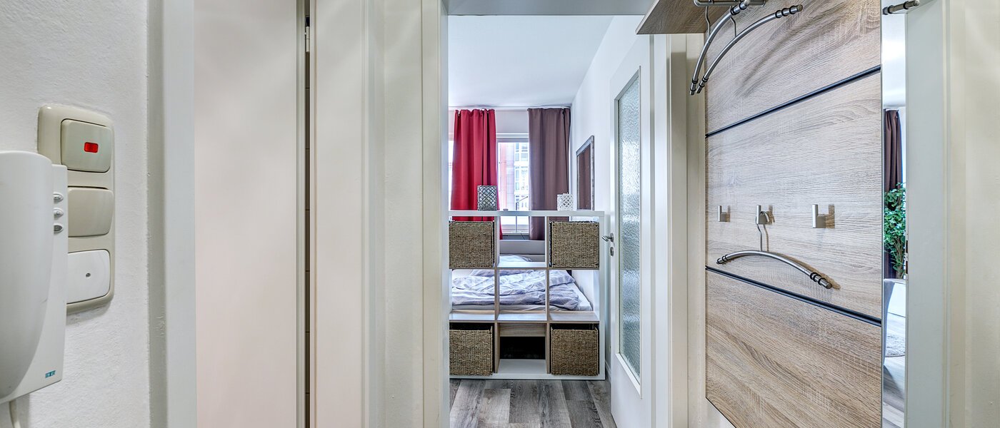 квартира München Schwabing (links der Leopoldstraße) 01 коридор 7687