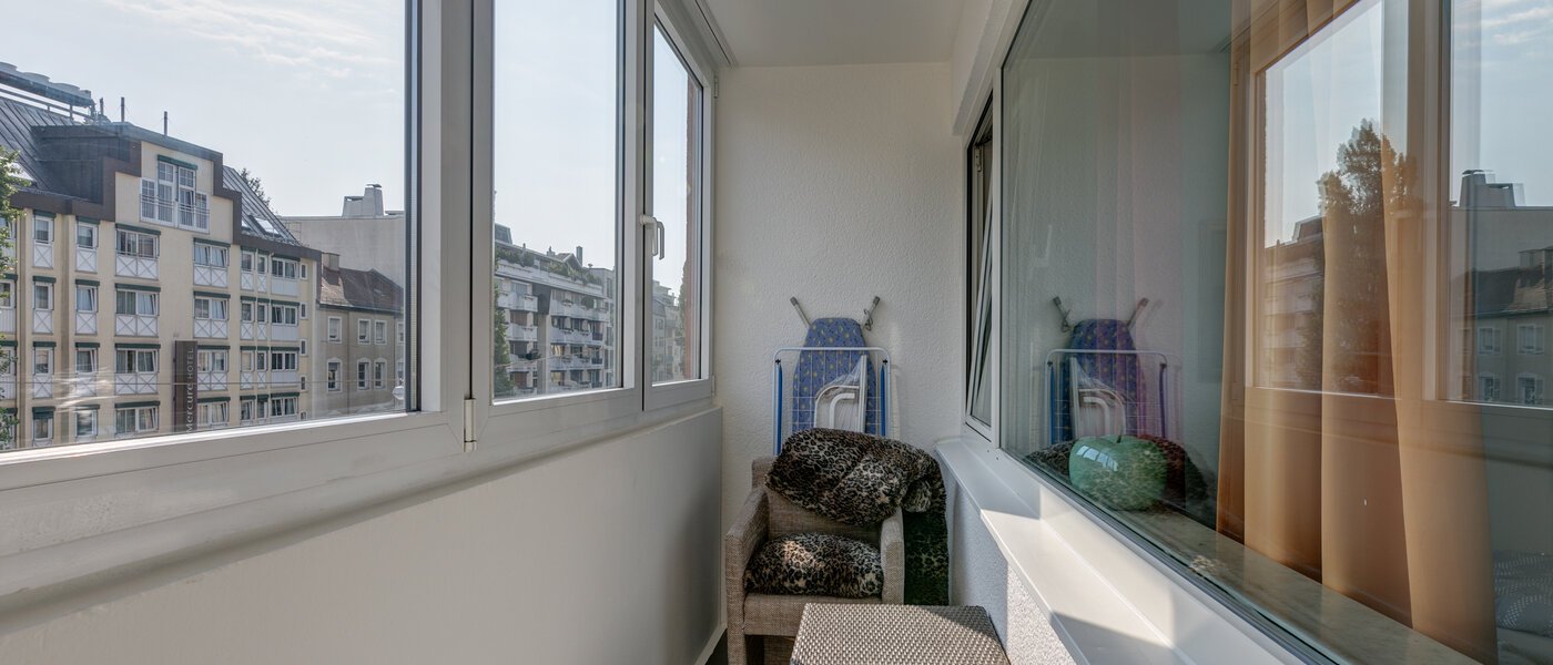 квартира München Schwabing (links der Leopoldstraße) 02 застекленная терраса 7687