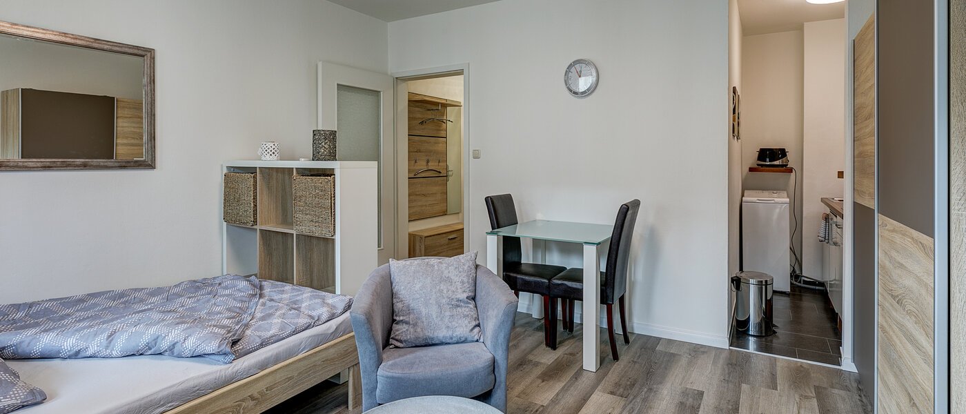 квартира München Schwabing (links der Leopoldstraße) 03 жилое пространство 7687