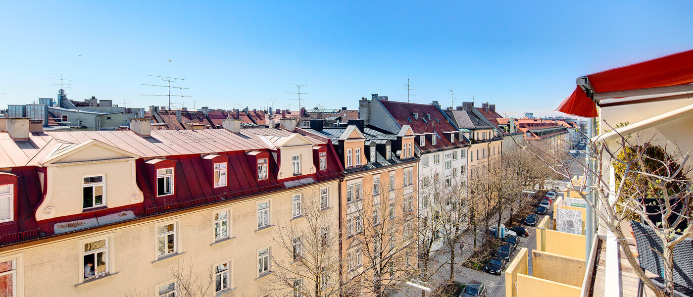 мансардная квартира München Schwabing-West (rund um den Hohenzollernplatz) 02 вид из окна 7704