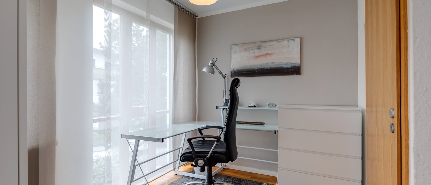 квартира München Forstenried 01 Офис 7741