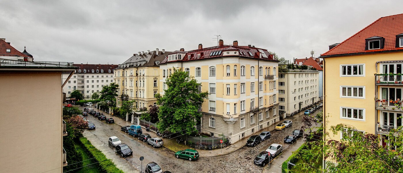 квартира München Schwabing (links der Leopoldstraße) 04 вид из окна 7776