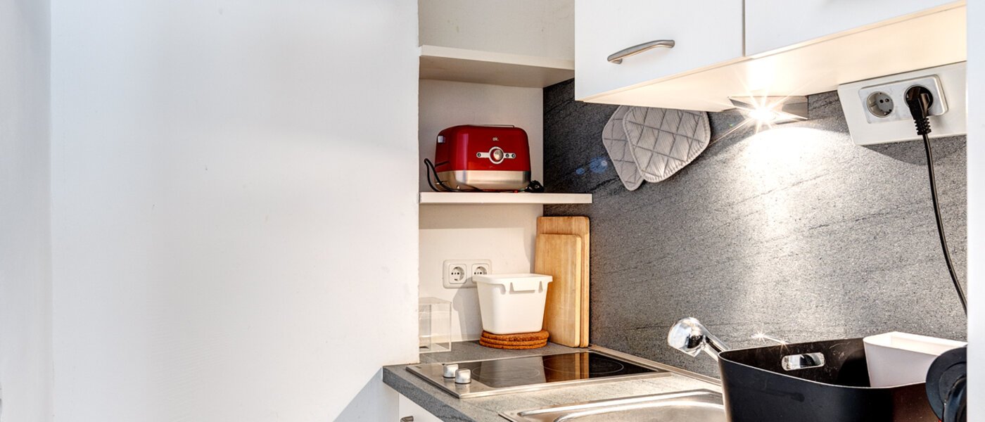 квартира München Milbertshofen 01 кухня 7798