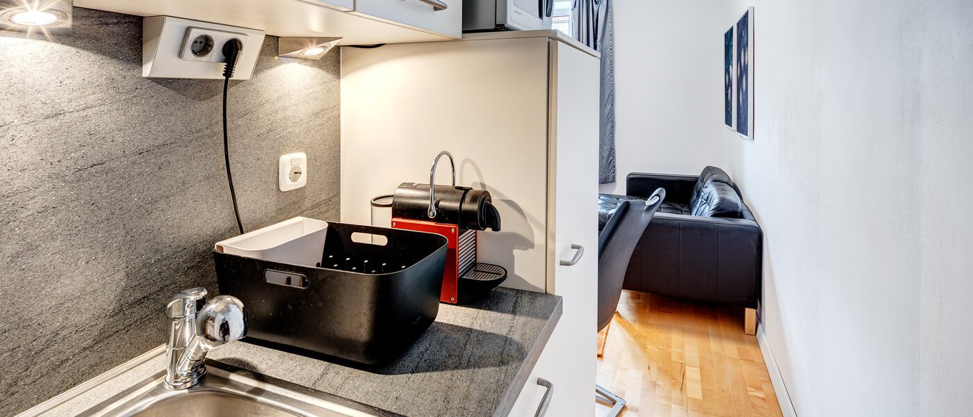 квартира München Milbertshofen 02 кухня 7798