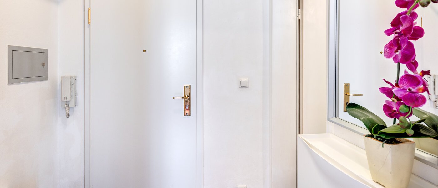 квартира München Milbertshofen 01 коридор 7798