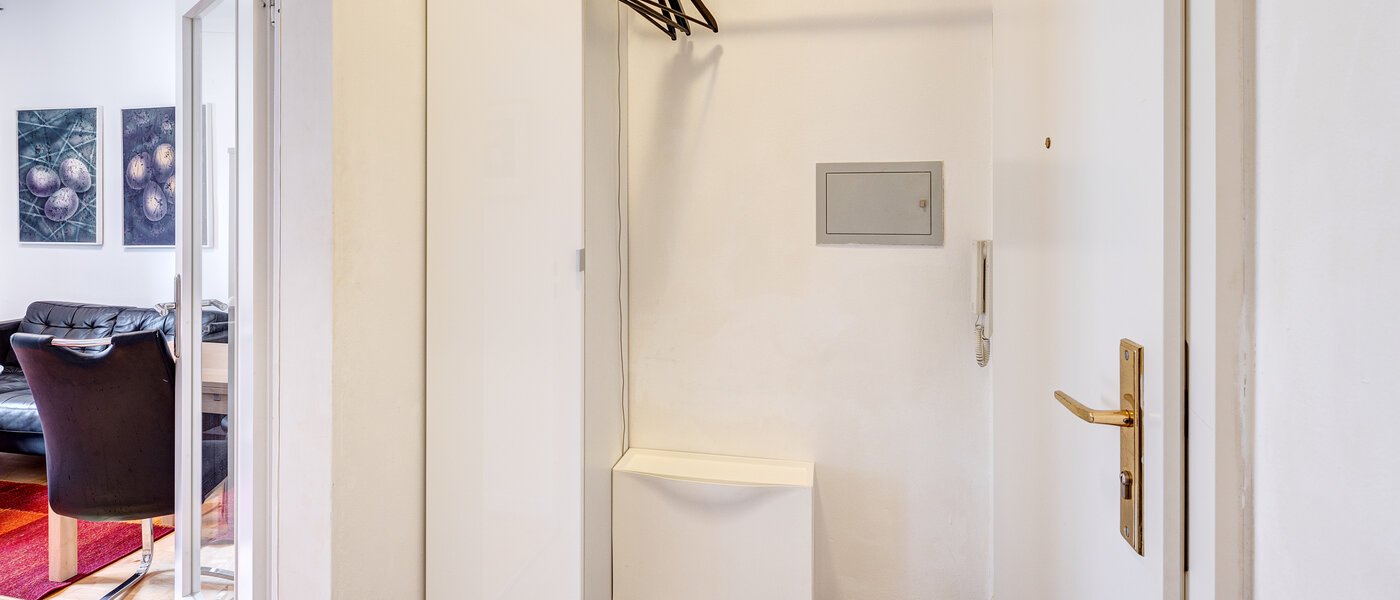 квартира München Milbertshofen 03 коридор 7798