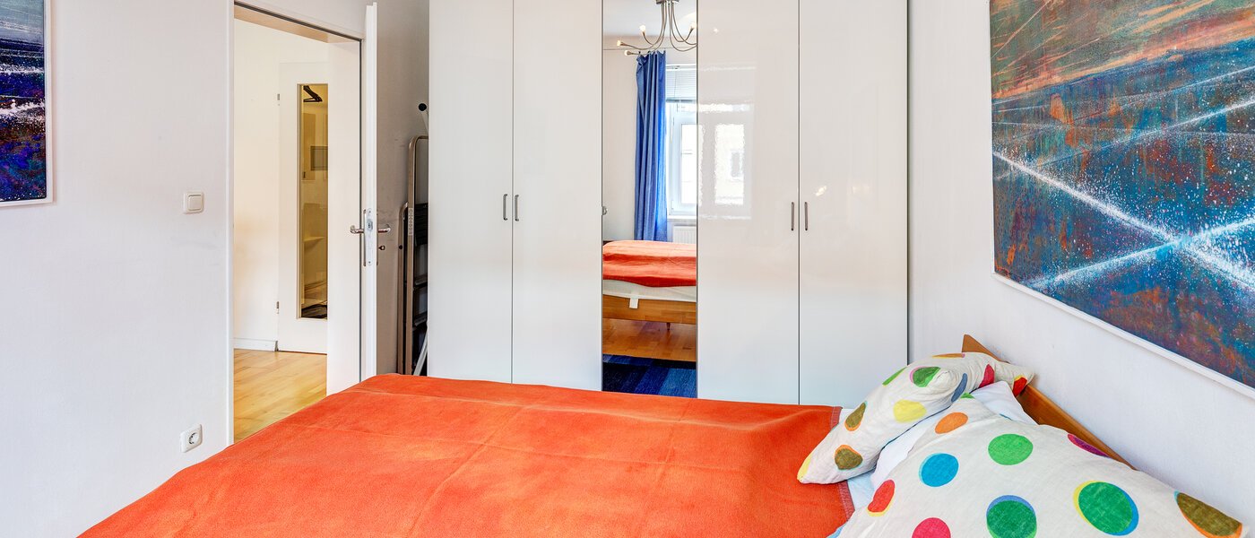 квартира München Milbertshofen 03 спальная комната 7798