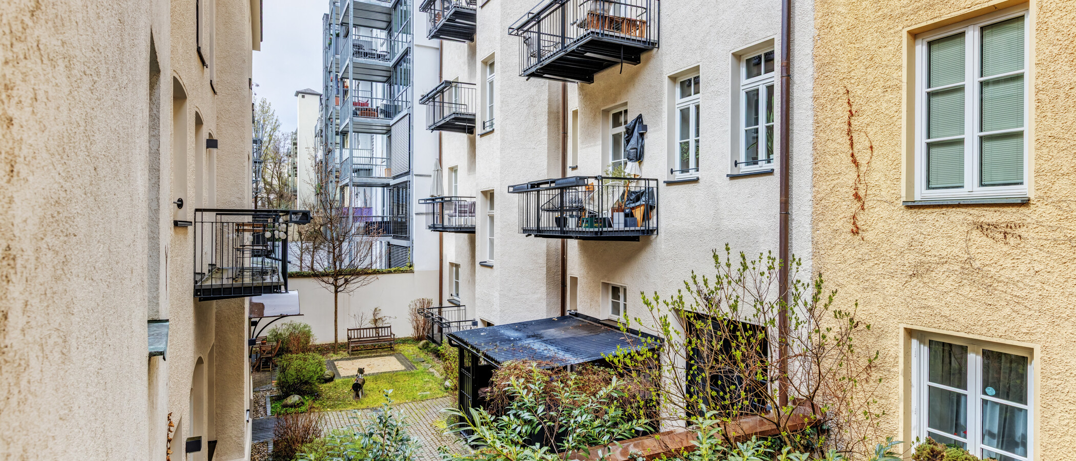 квартира München Altstadt 01 вид из окна 7806