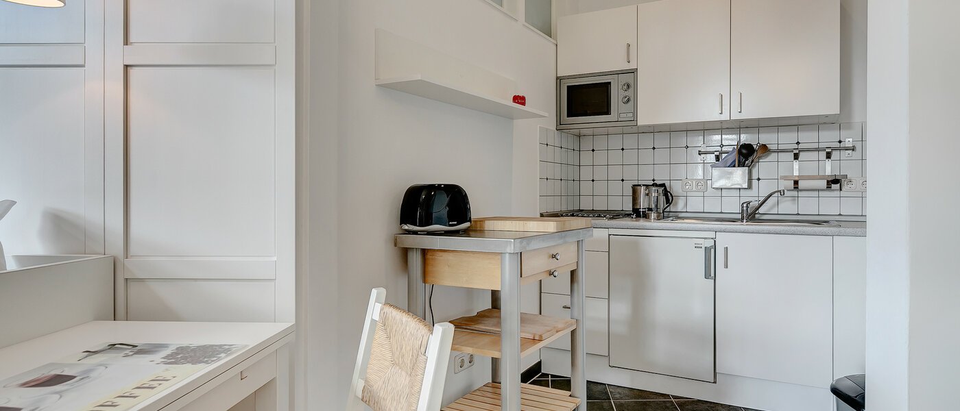 квартира München Gärtnerplatzviertel 01 кухня 781