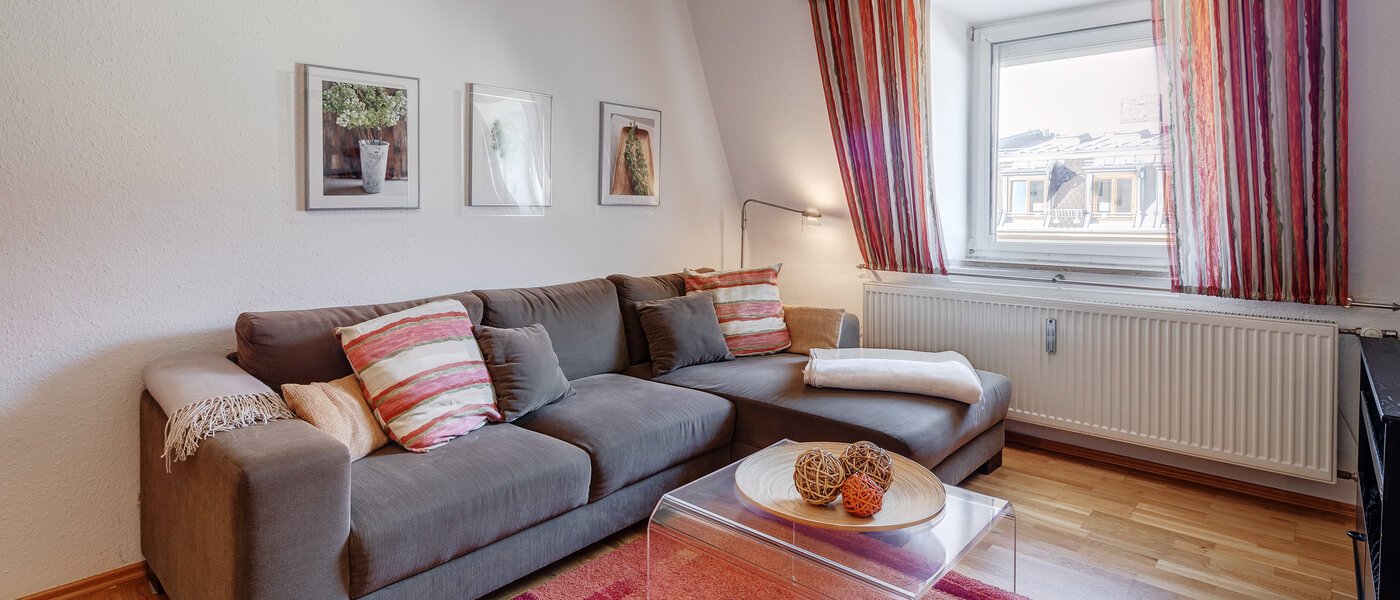 квартира München Maxvorstadt - Westen 02 жилое пространство 782