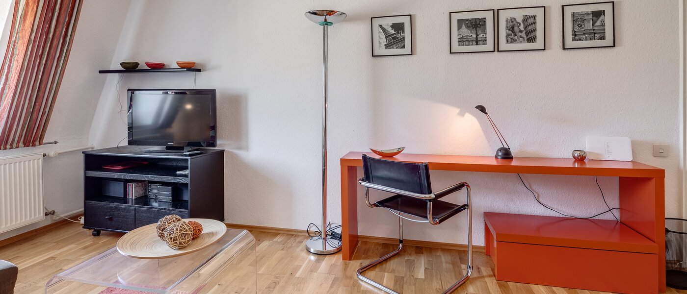 квартира München Maxvorstadt - Westen 04 жилое пространство 782