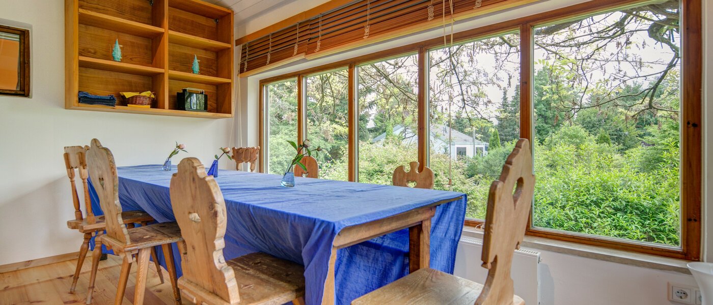 дом Schäftlarn 01 столовая 7847