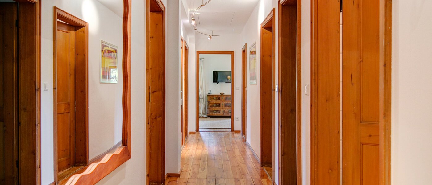 дом Schäftlarn 05 коридор 7847