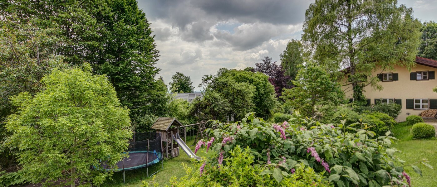 дом Schäftlarn 04 сад 7847