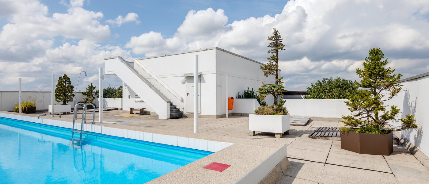 квартира München Arabellapark 01 бассейн 7848