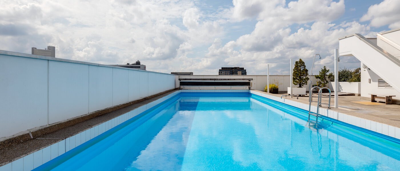 квартира München Arabellapark 02 бассейн 7848