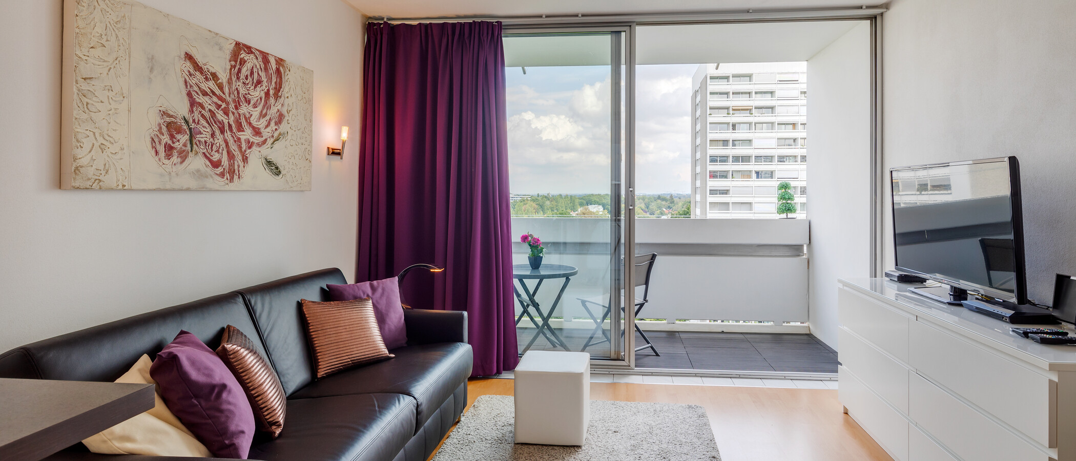 квартира München Arabellapark 02 жилое пространство 7848