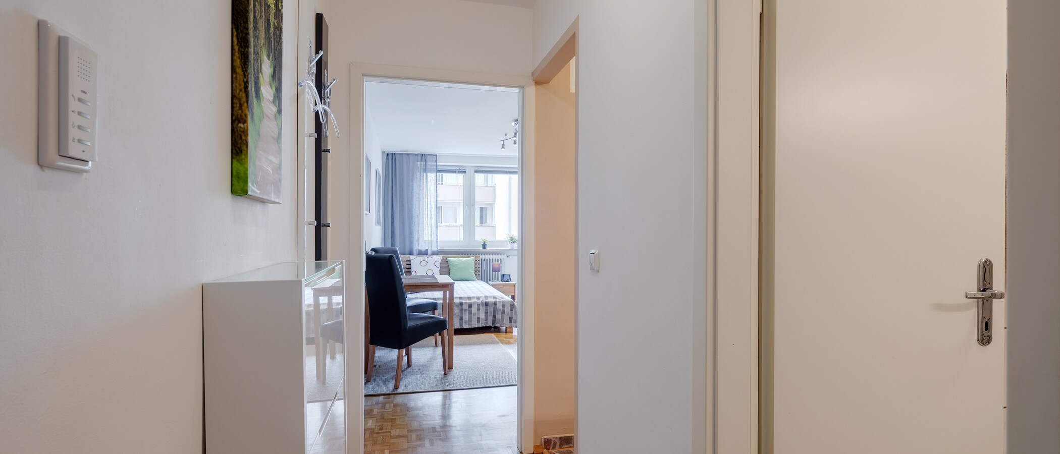 квартира München Schwabing-West 01 коридор 7854
