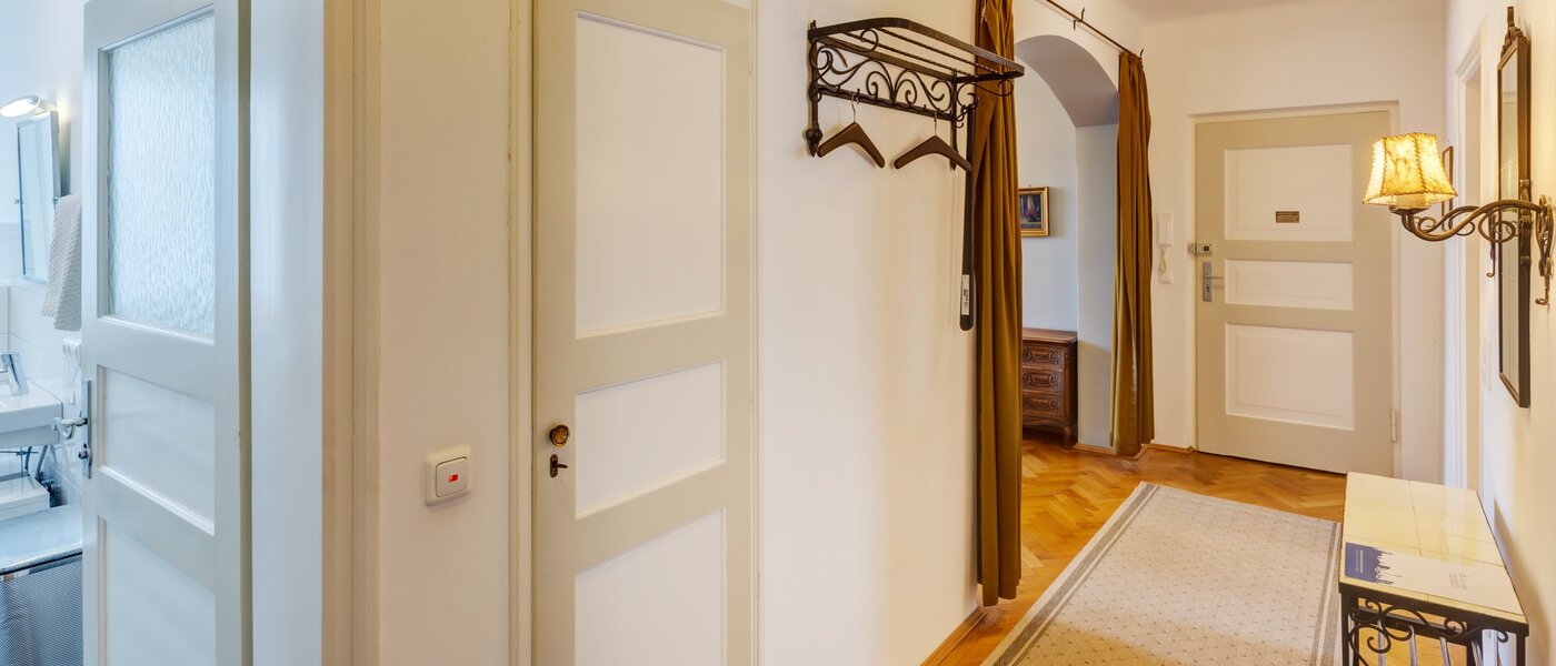 квартира München Maxvorstadt - Universitätsviertel 01 коридор 7887