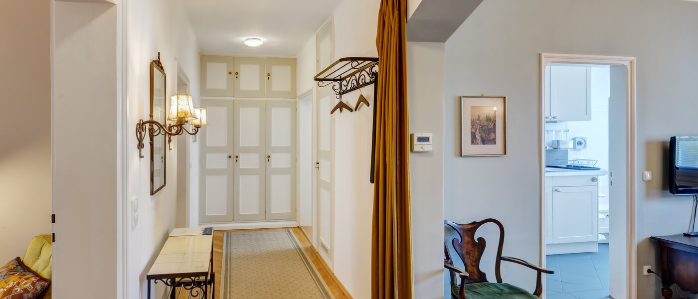 квартира München Maxvorstadt - Universitätsviertel 03 коридор 7887