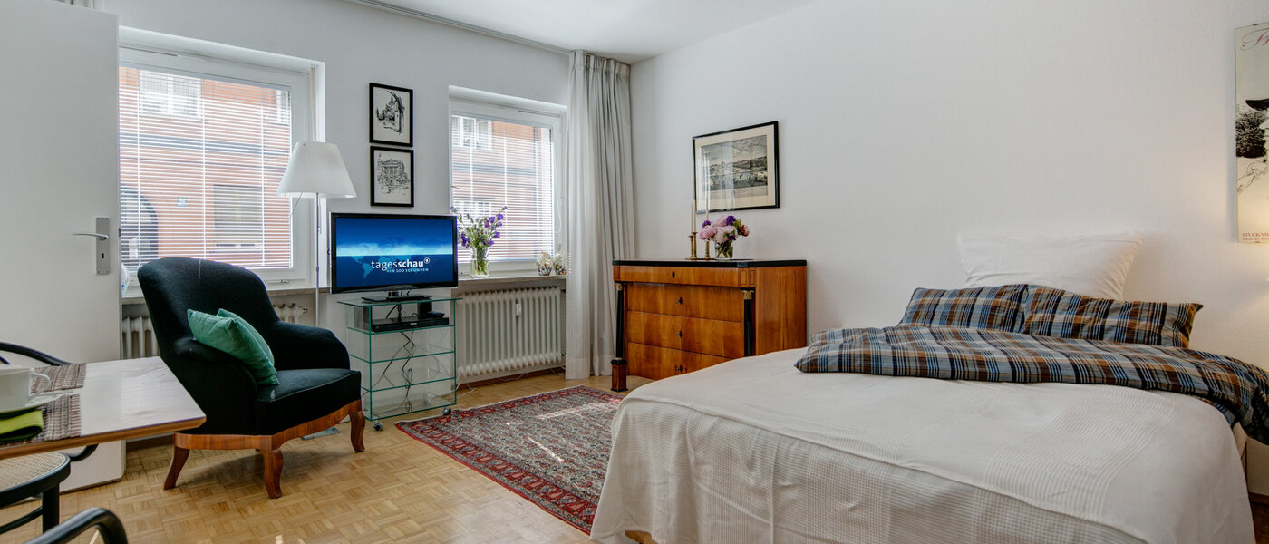 квартира München Lehel 01 гостиная 7892