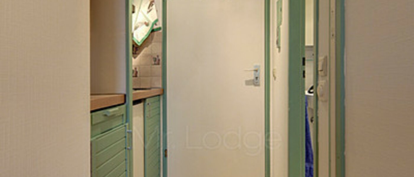 квартира München Maxvorstadt - Universitätsviertel 01 коридор 792