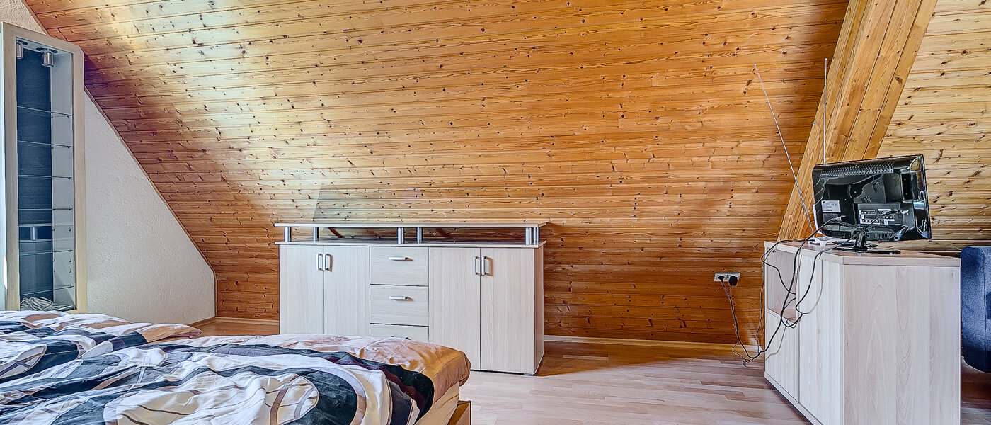 мансардная квартира München Untermenzing 03 спальная 7937