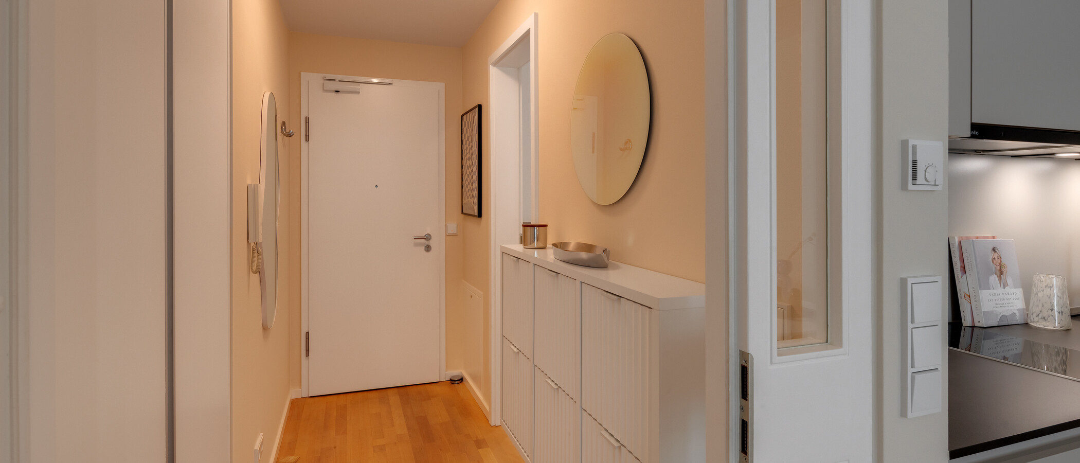 квартира München Schwabing-West (rund um den Hohenzollernplatz) 02 коридор 7964