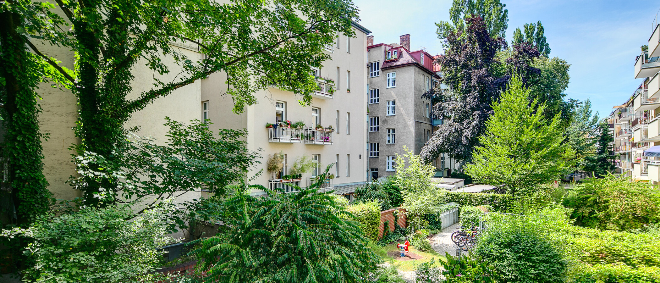 квартира München Schwabing-West (rund um den Hohenzollernplatz) 01 вид из окна 7964