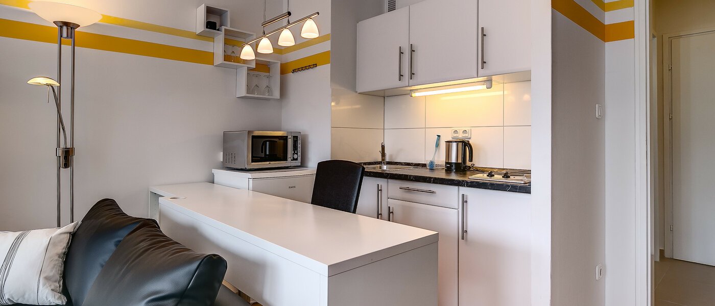 квартира München Obersendling 01 кухня 7983