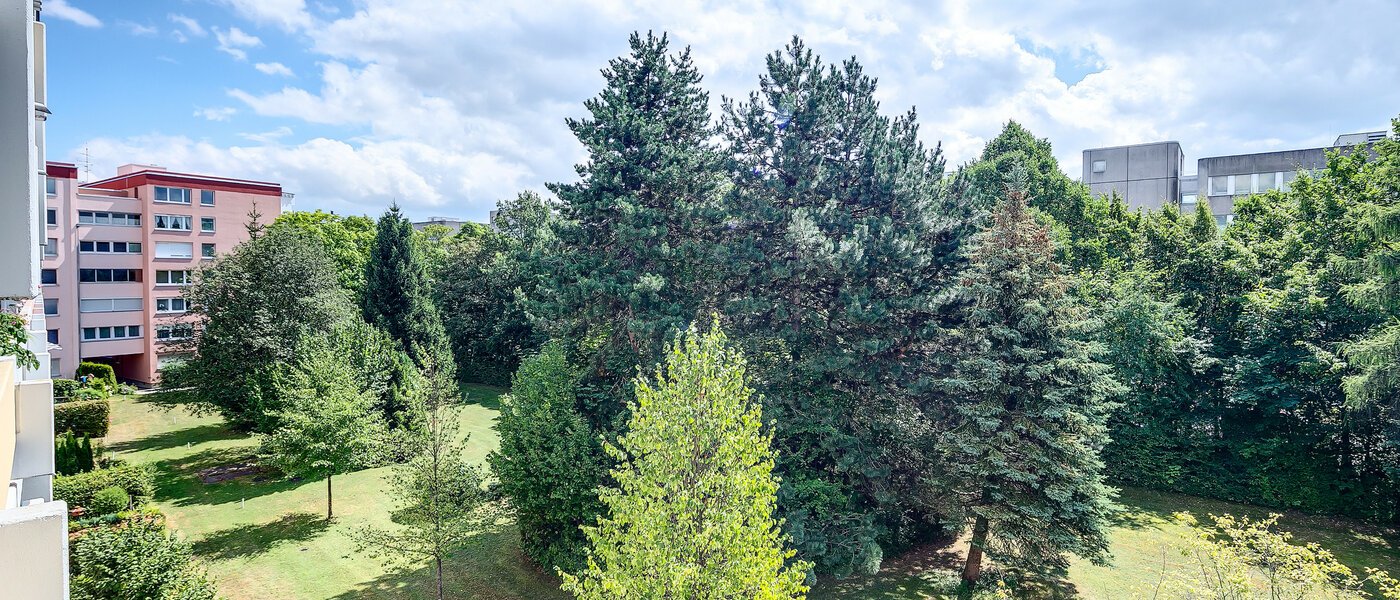 квартира München Obersendling 01 вид из окна 7983