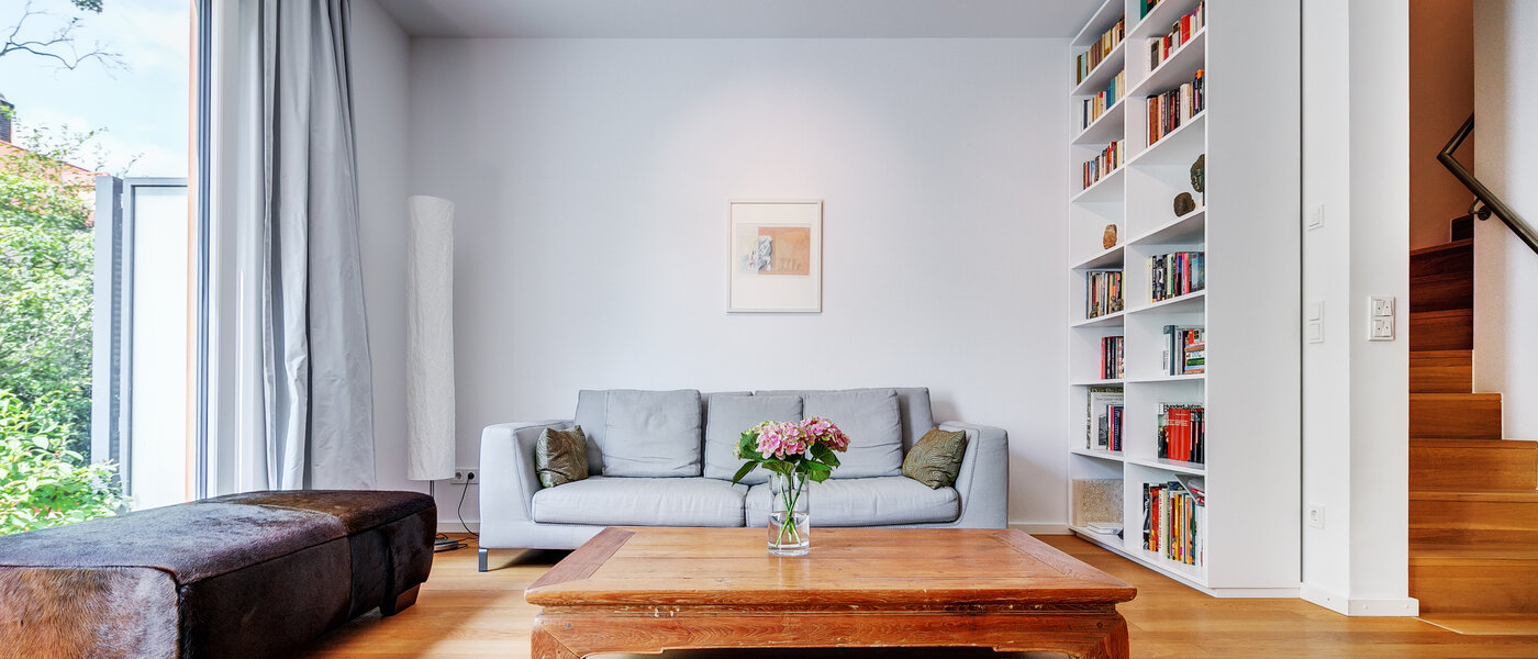 дом München Schwabing-West 02 гостиная 7998