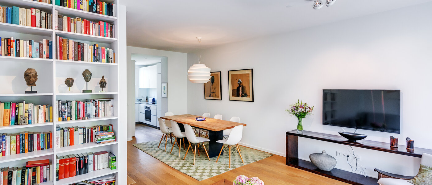 дом München Schwabing-West 03 гостиная 7998