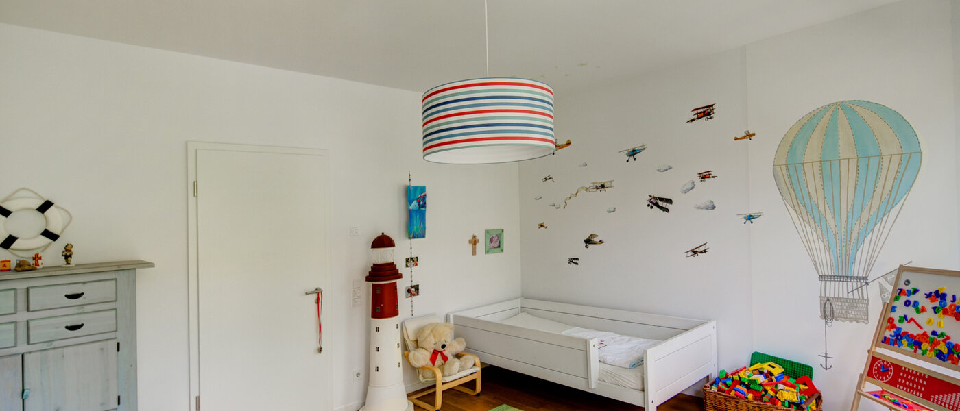 дом München Schwabing-West 02 детская комната 7998
