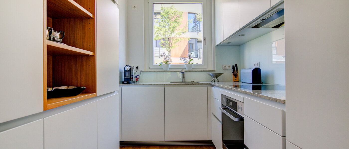 дом München Schwabing-West 01 кухня 7998