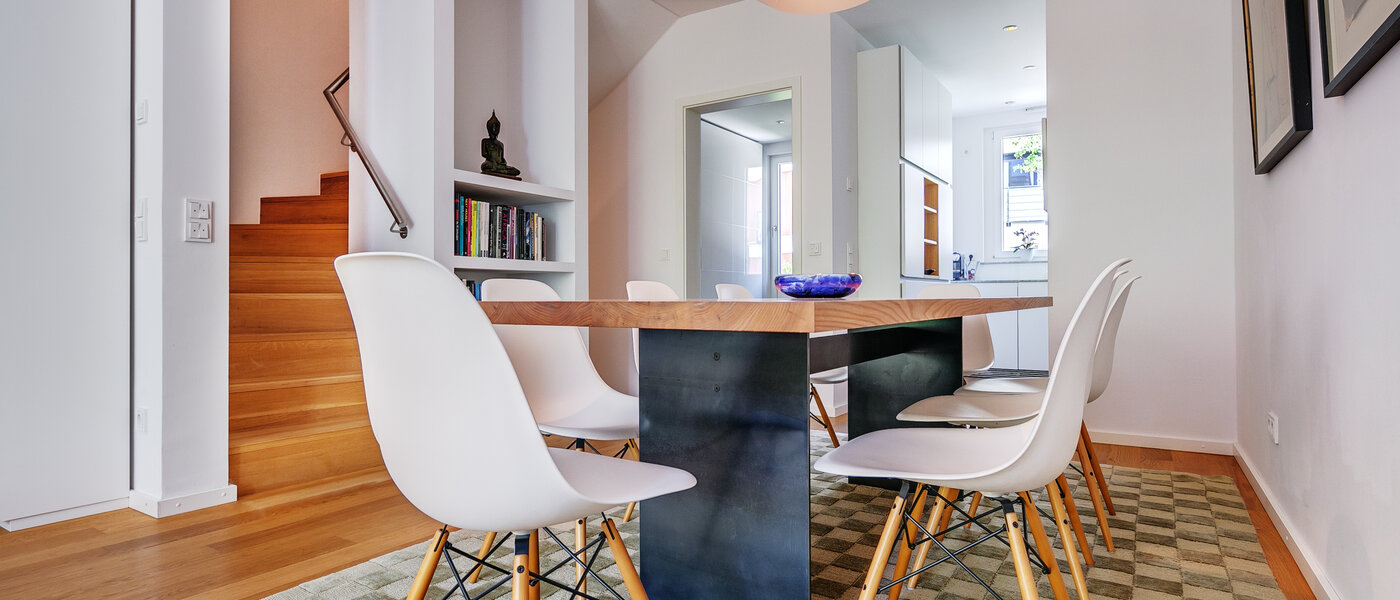 дом München Schwabing-West 02 обеденная зона 7998