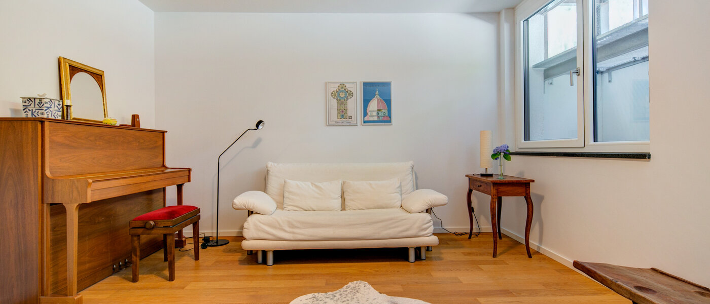 дом München Schwabing-West 01 гостевая комната 7998