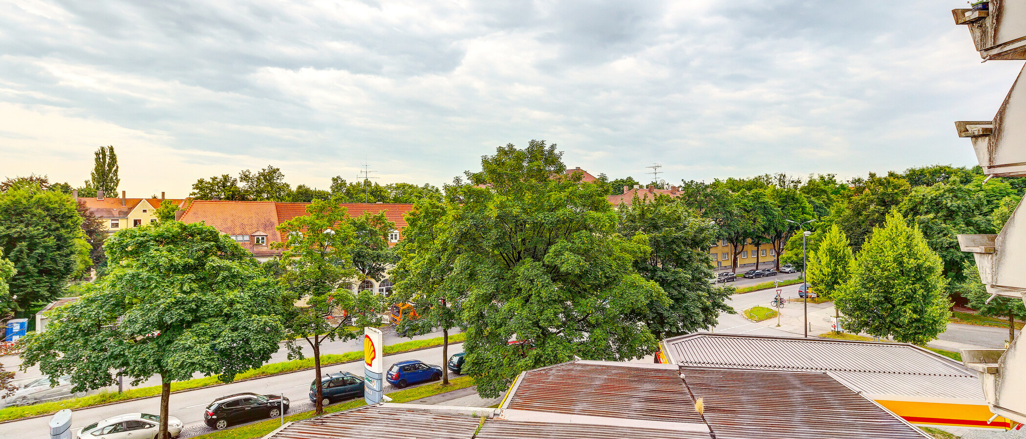 квартира München Schwabing-Nord (zw. Leopoldstraße & Englischen Garten) 02 вид из окна 8015