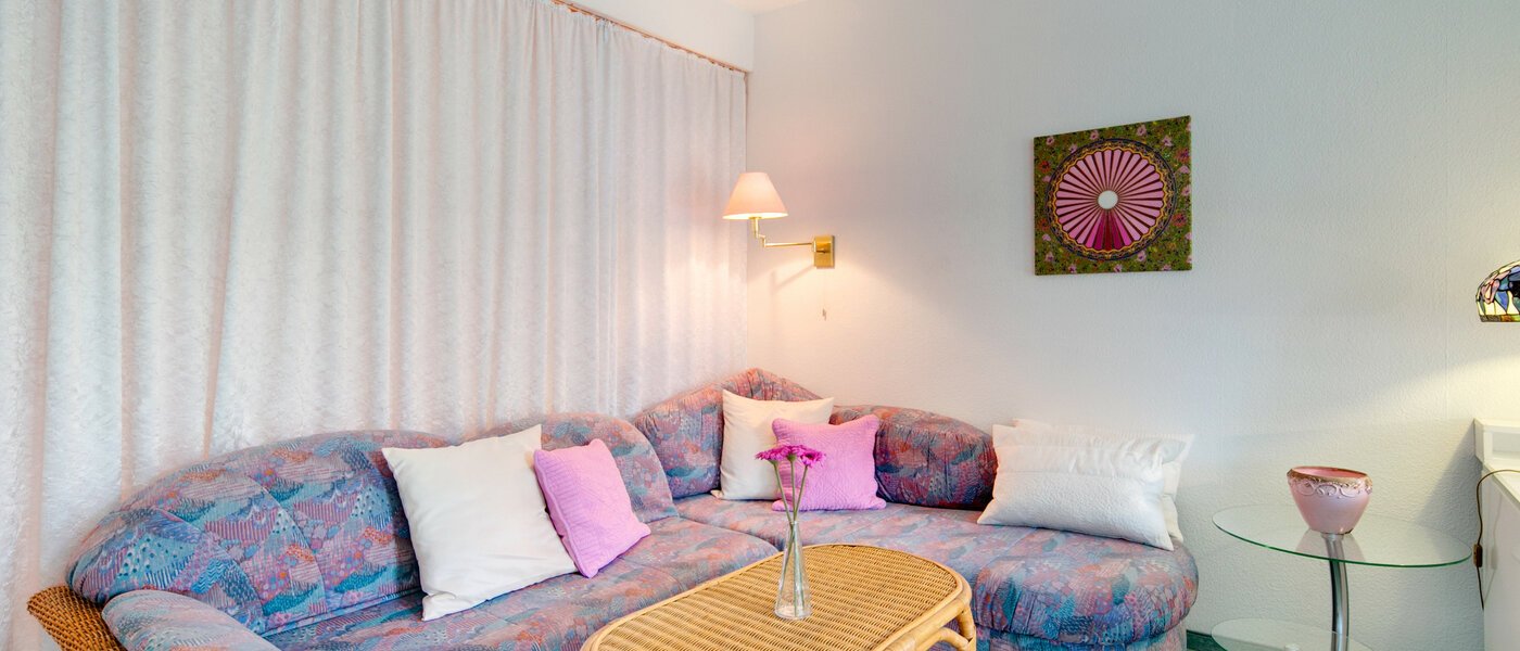 квартира München Sendling-Westpark 05 гостиная 8053