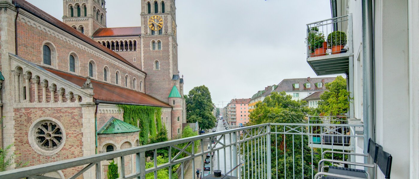 квартира München Glockenbachviertel 04 балкон 8066