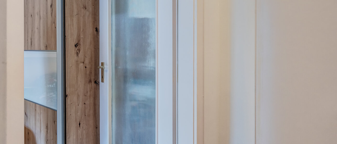 квартира München Schwabing-Nord (zw. Belgrad- & Leopoldstraße) 02 коридор 8072