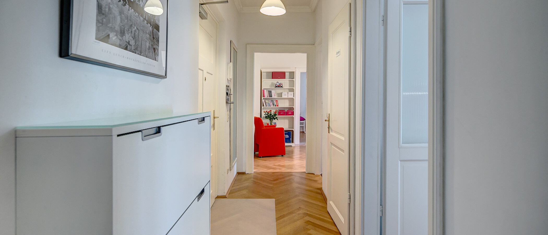 квартира München Schwabing 01 коридор 8088