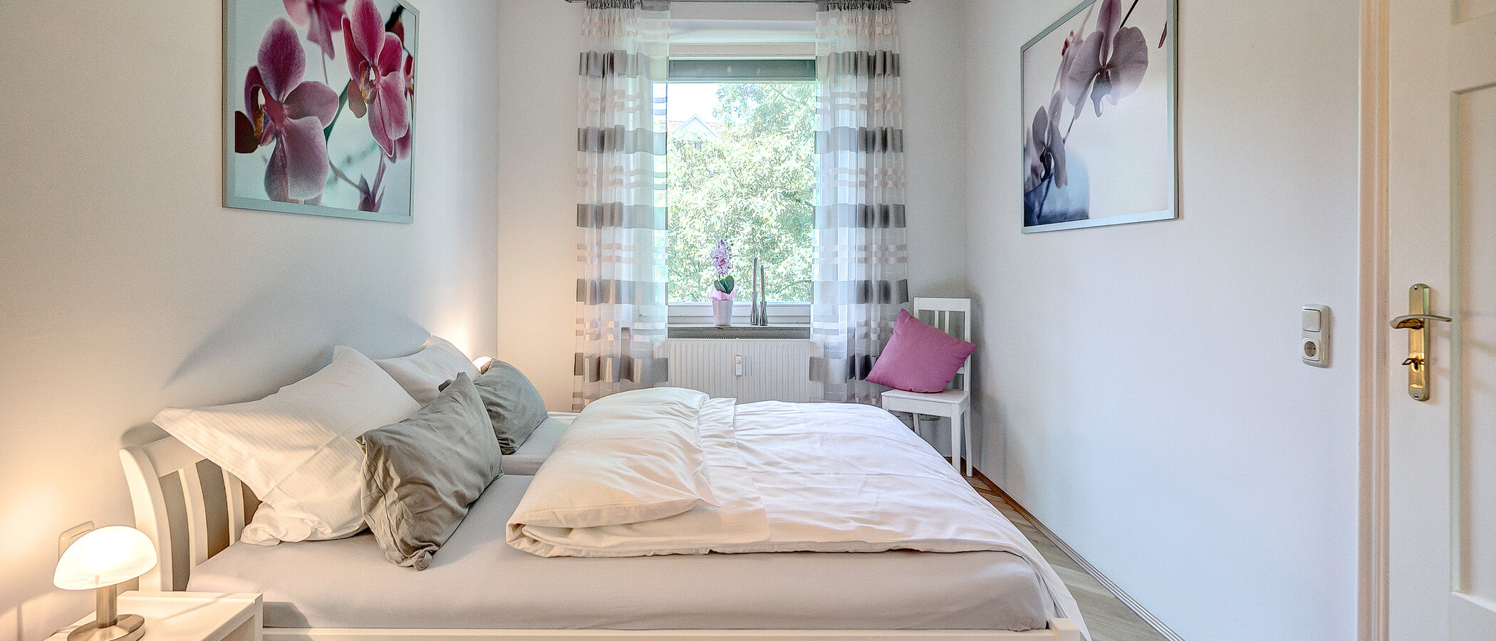 квартира München Schwabing 01 спальная комната 8088