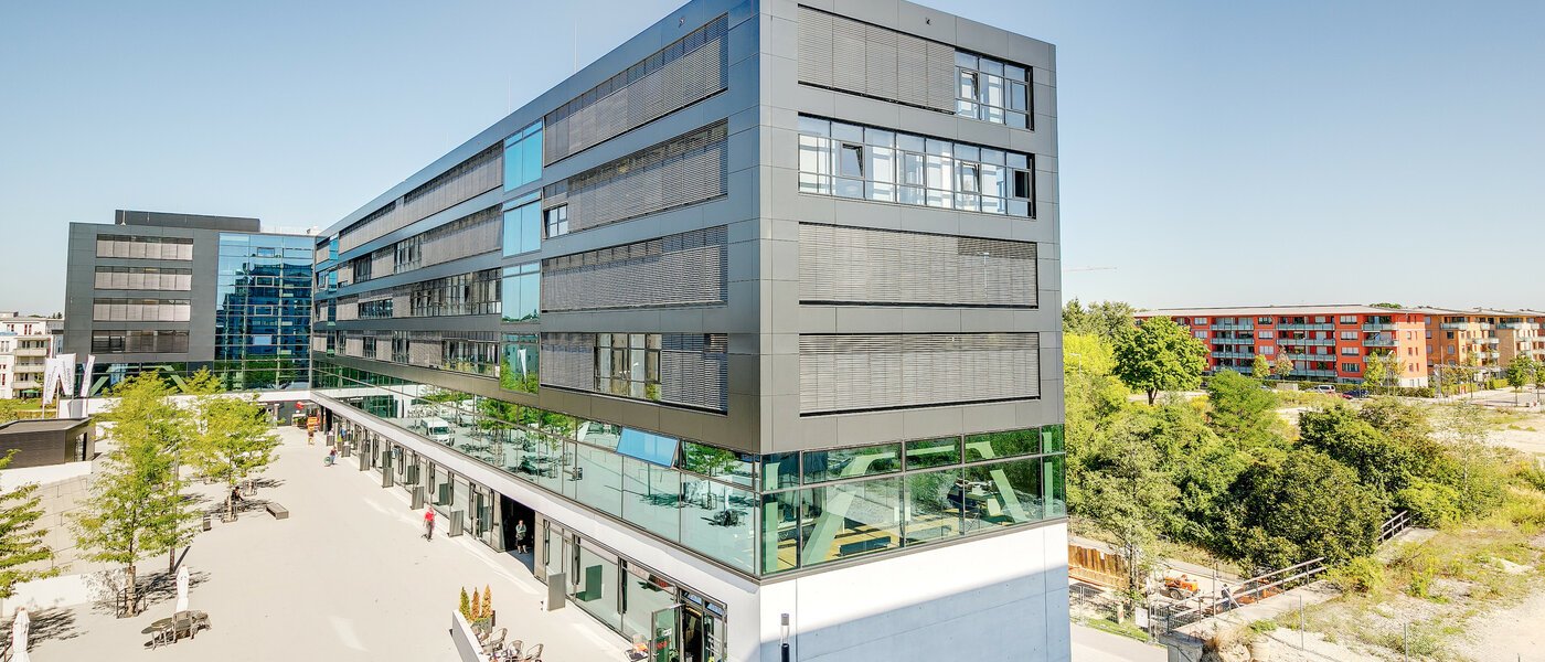 квартира München Nymphenburg 01 вид из окна 8090