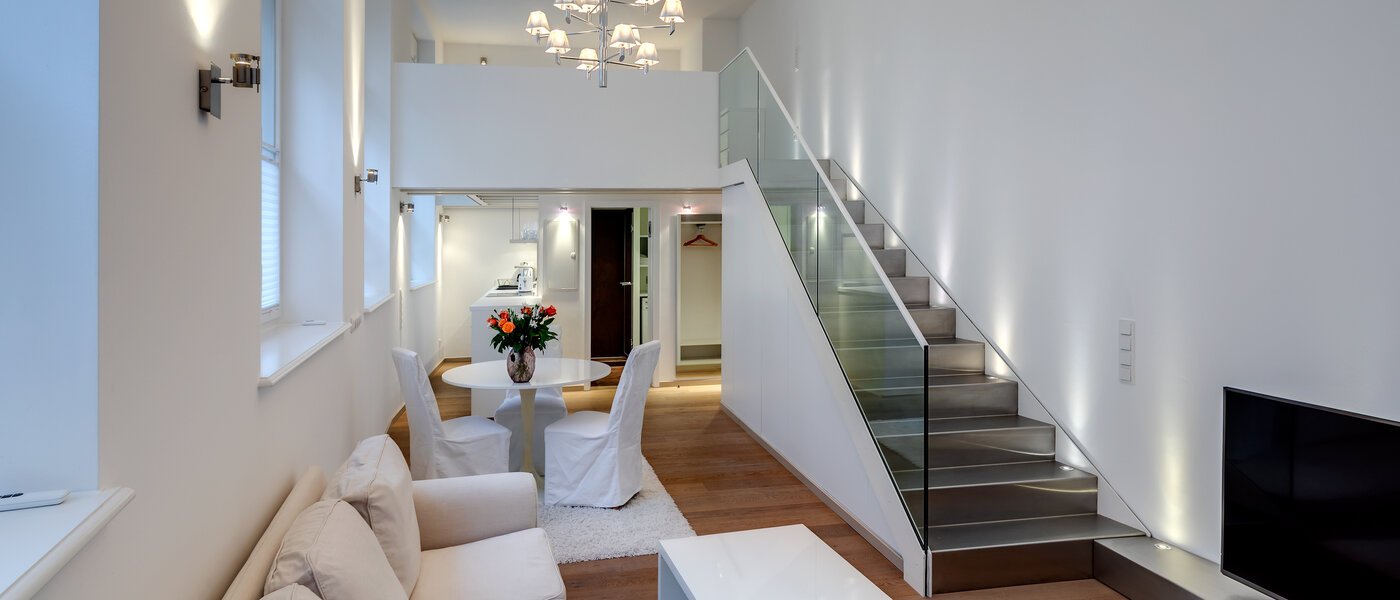 квартира-галерея München Maxvorstadt 01 гостиная 8163