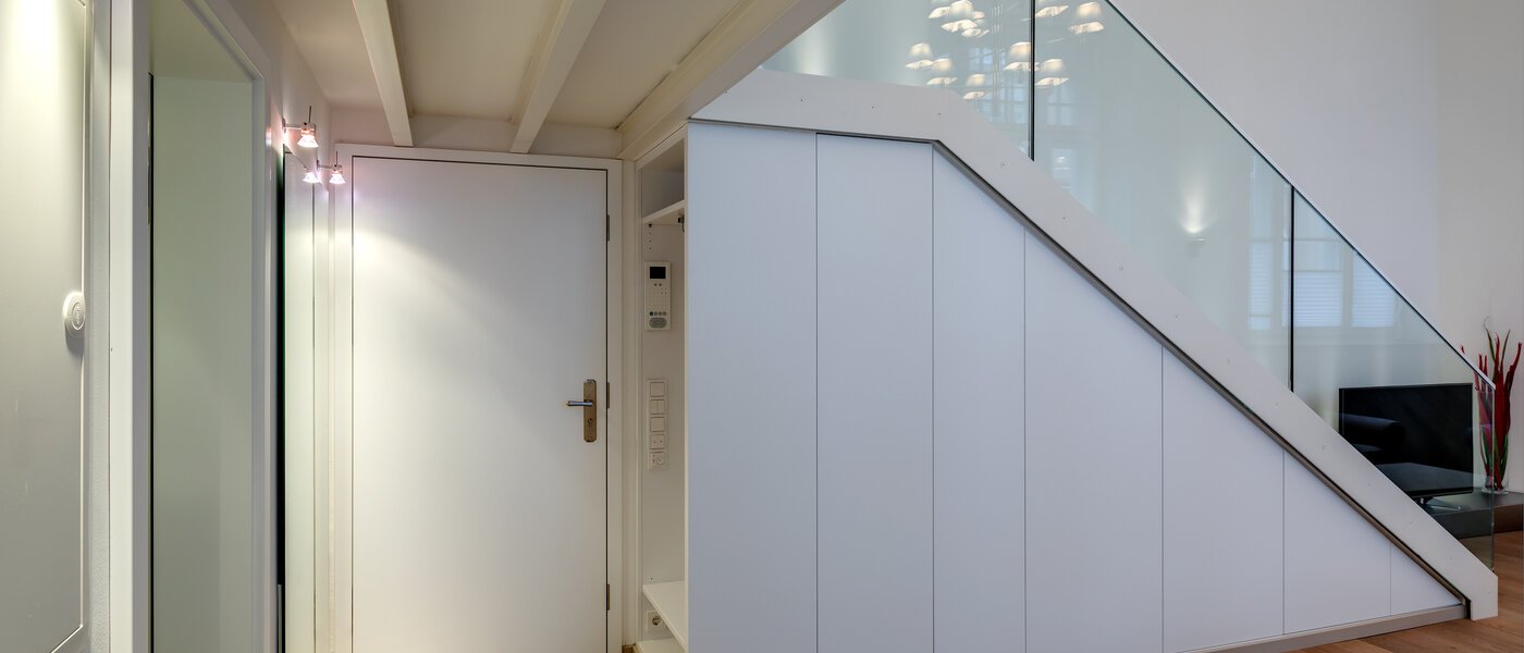 квартира-галерея München Maxvorstadt 01 коридор 8163