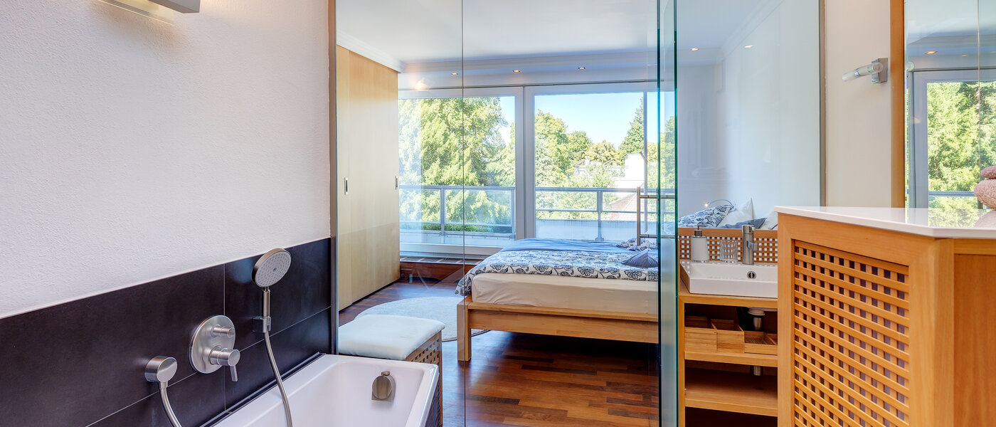 мансардная квартира München Menterschwaige 01 ванная комната 8181