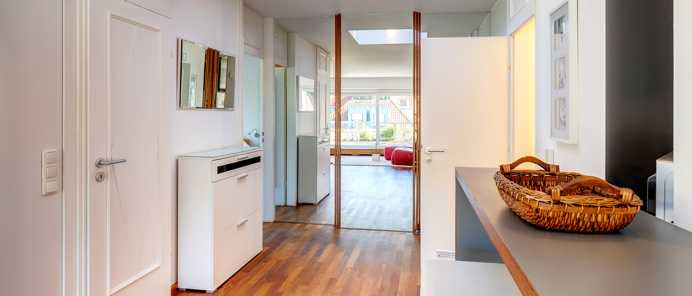 мансардная квартира München Menterschwaige 01 коридор 8181