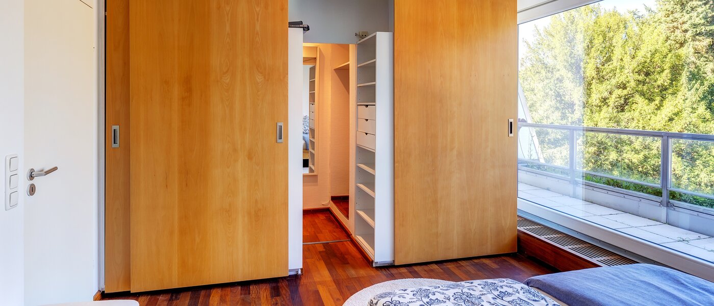 мансардная квартира München Menterschwaige 03 спальная комната 8181