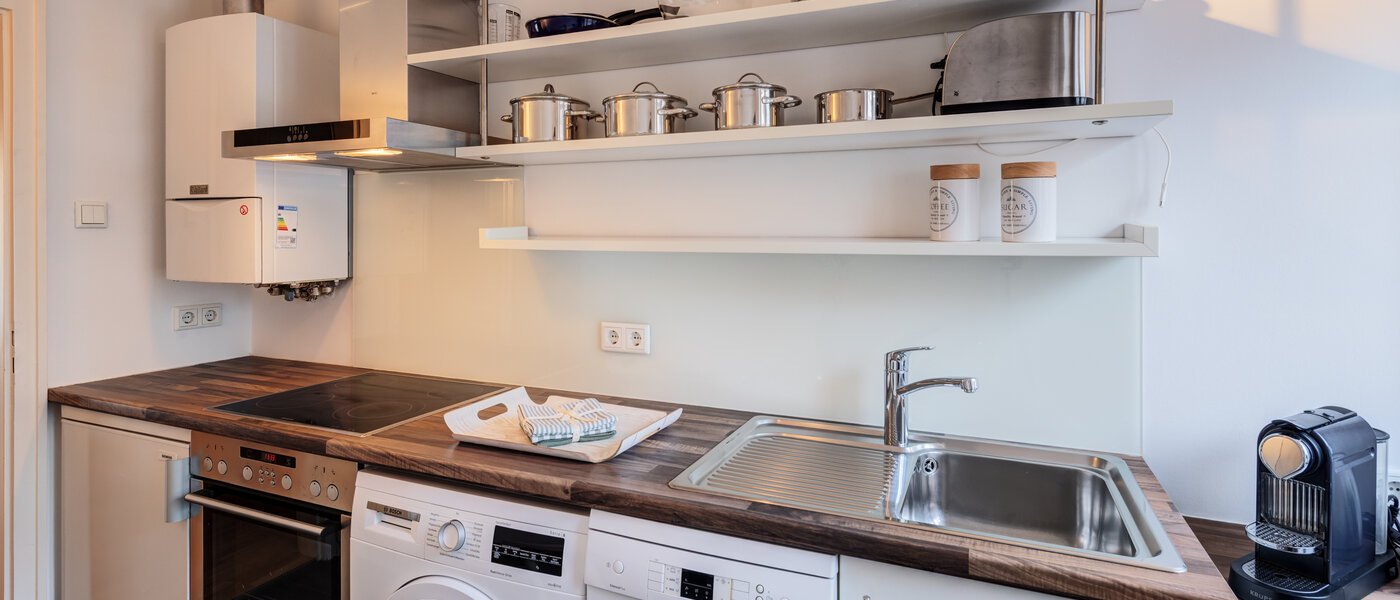 квартира München Maxvorstadt - Universitätsviertel 02 кухня 8243
